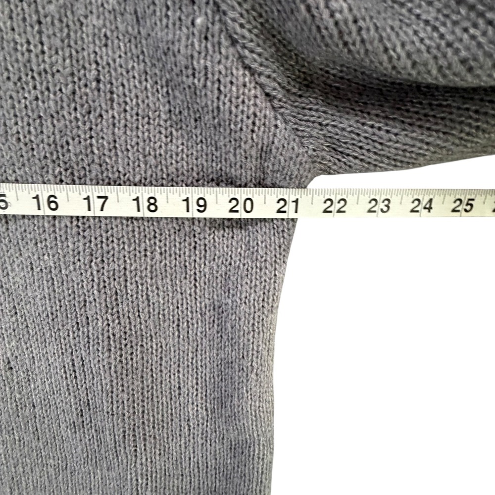Nia Ariana Cardigan Sweater Womens S/M Gray Cropped Relaxed Fit Boxy Minimalist - Picture 9 of 15